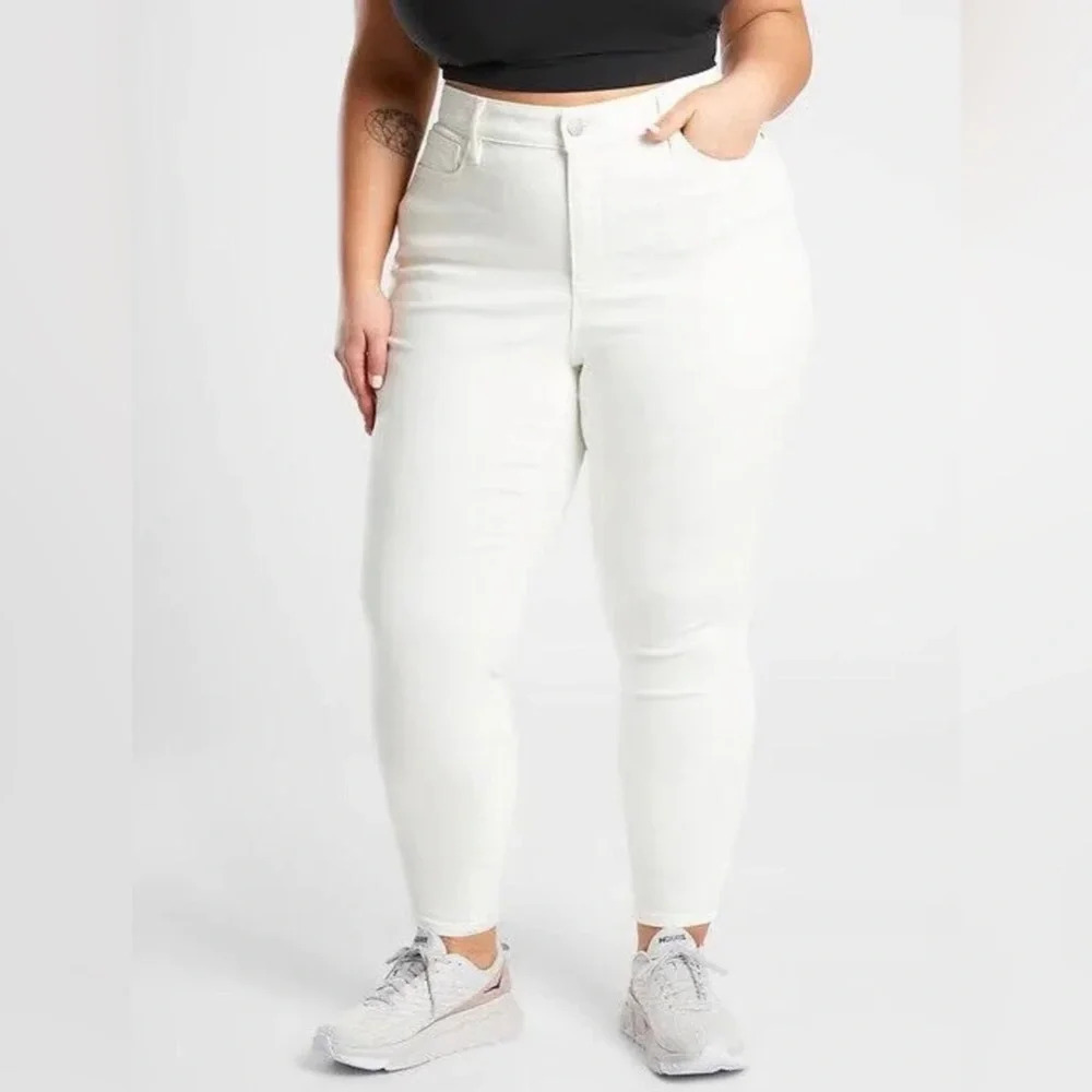 Athleta White Sculptek Ultra Skinny Jeans size 16